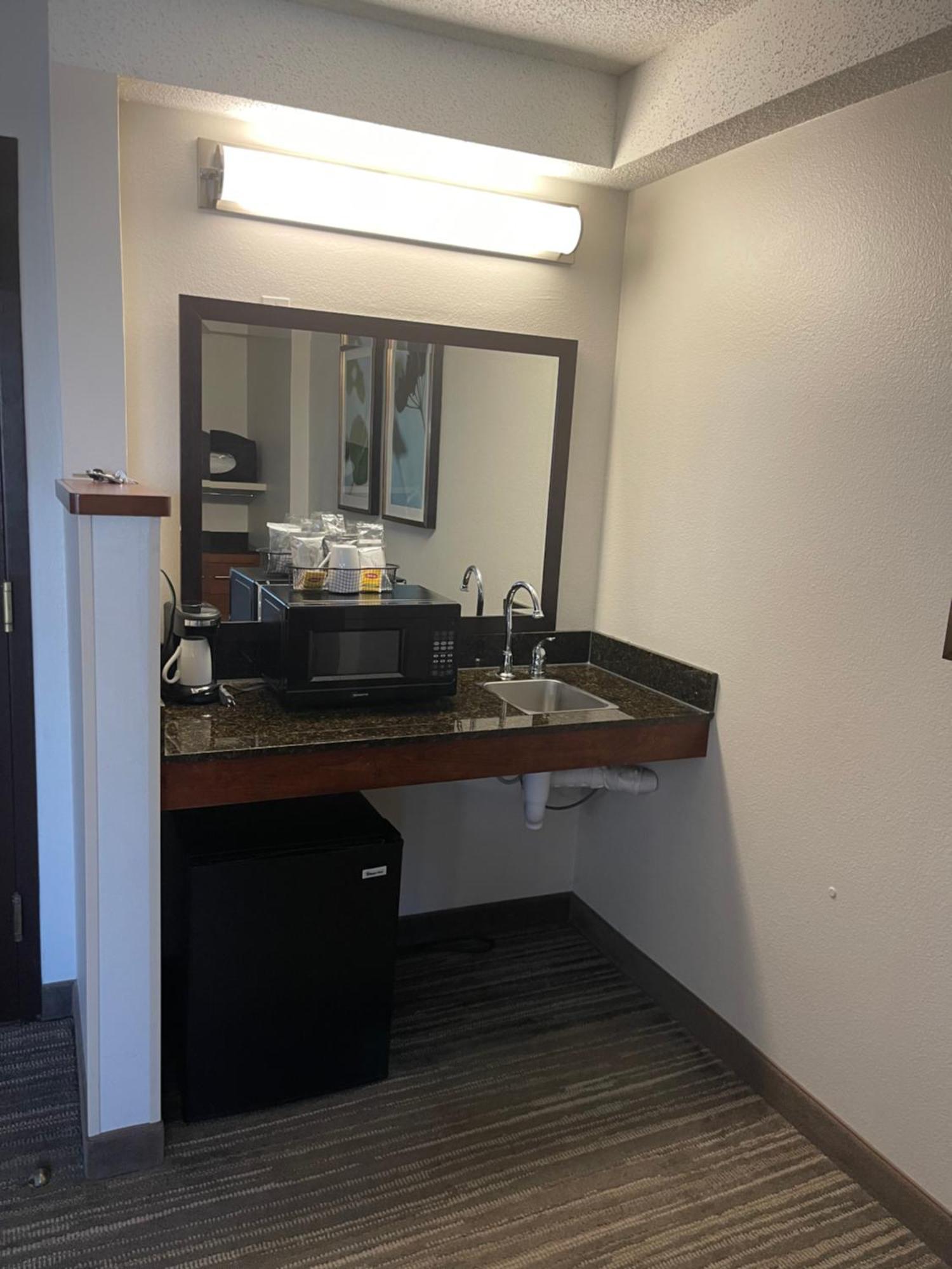 Hyatt Place Kansas City/Overland Park/Metcalf Zewnętrze zdjęcie